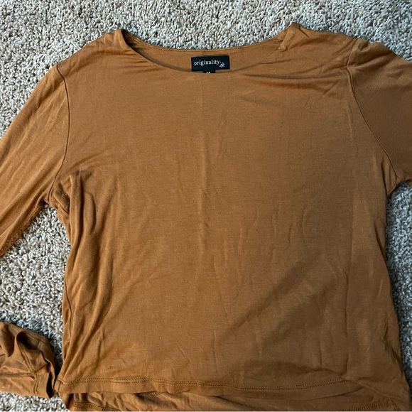 Burt orange long sleeve crop top - Picture 2 of 2